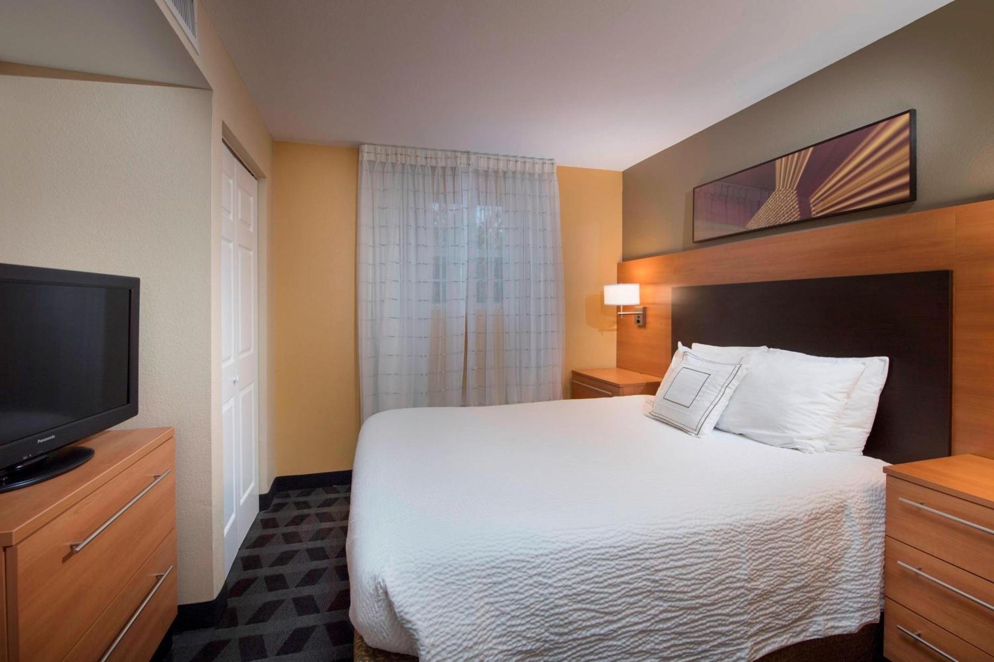 Towneplace Suites By Marriott Atlanta Альфаретта Экстерьер фото